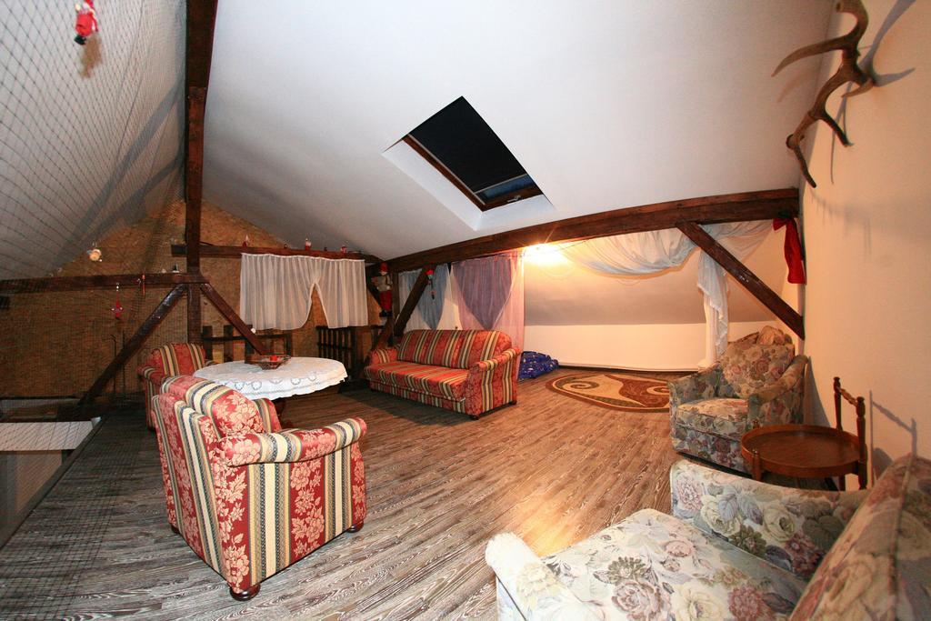 Cuibul Salamandrelor Hotel Sarmizegetusa Room photo